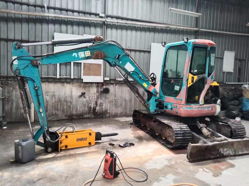 How To Store An Excavator Hydraulic Breaker
