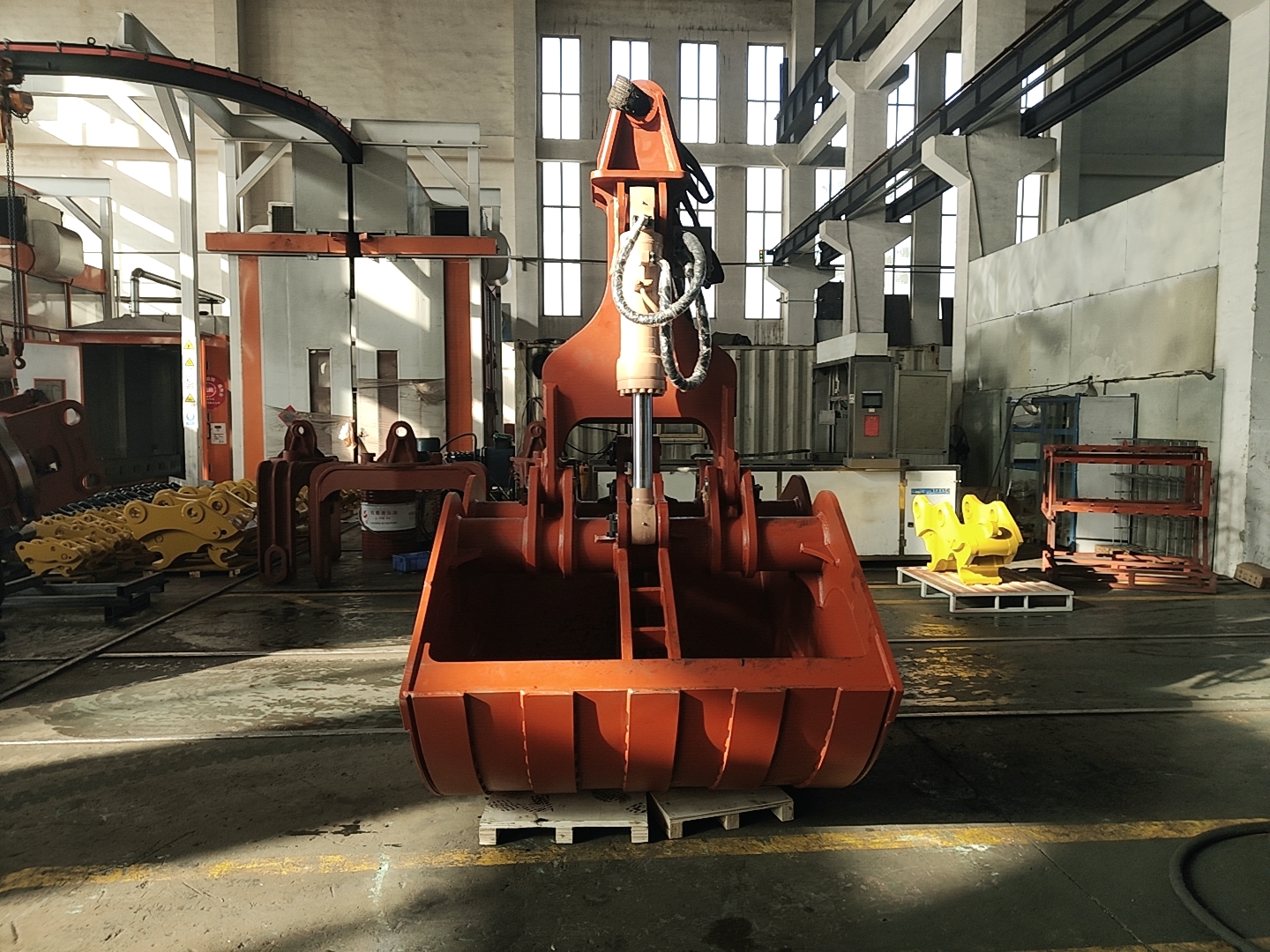 Clamshell Grab Bucket 