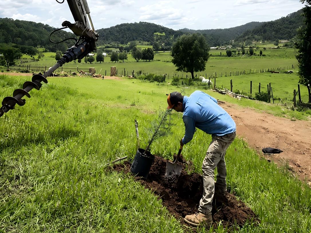 How An Earth Auger Changed One Farmer's Planting Routine in Mexico