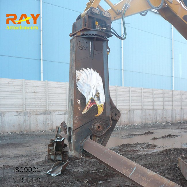 Hydraulic scrap metal power shear for excavator used