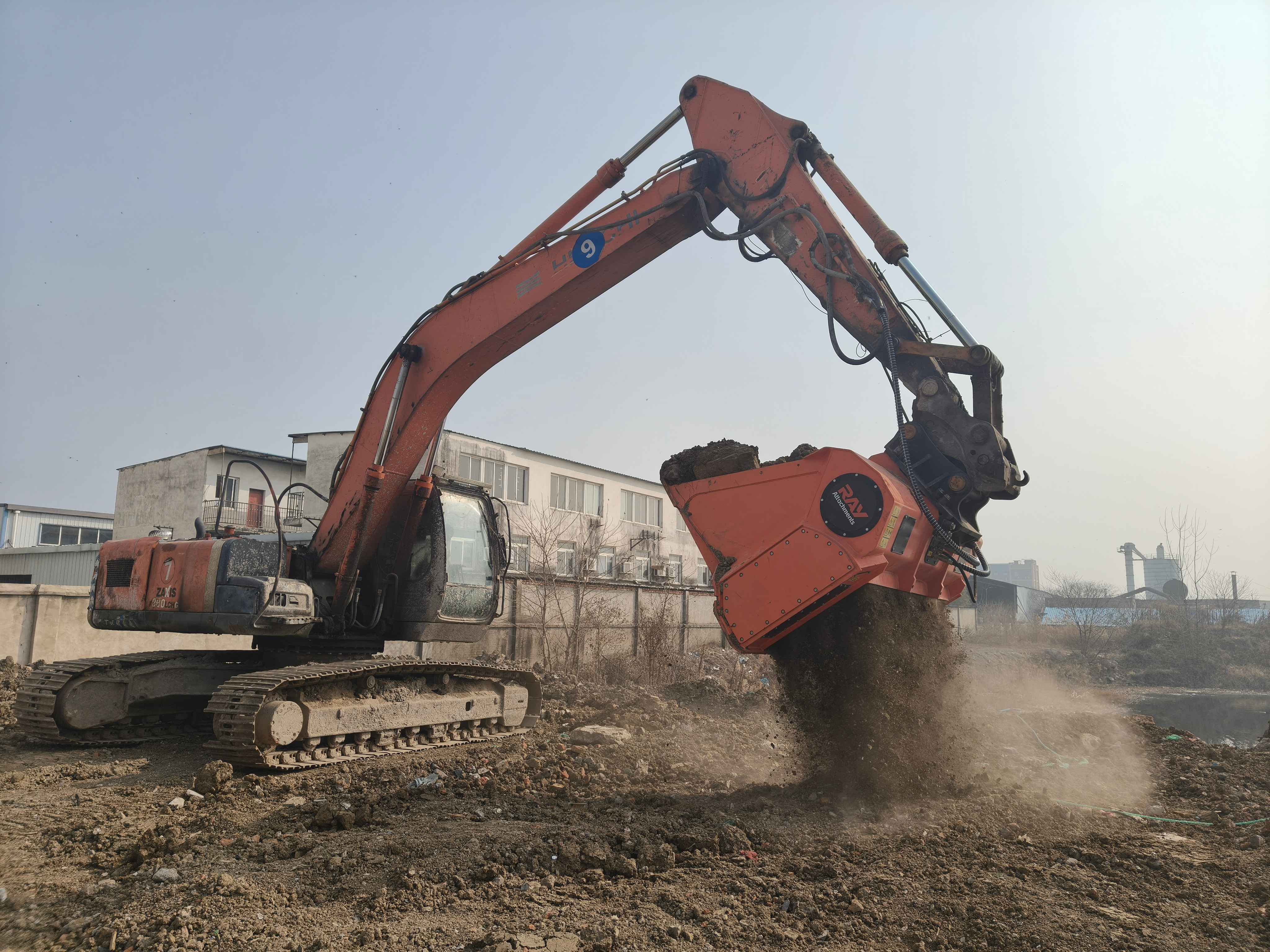 Screening & Crushing Bucket 