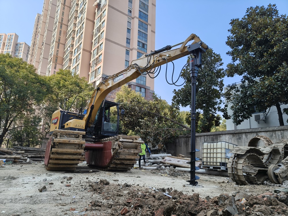 Why Users Are Raving About RAY Earth Auger?