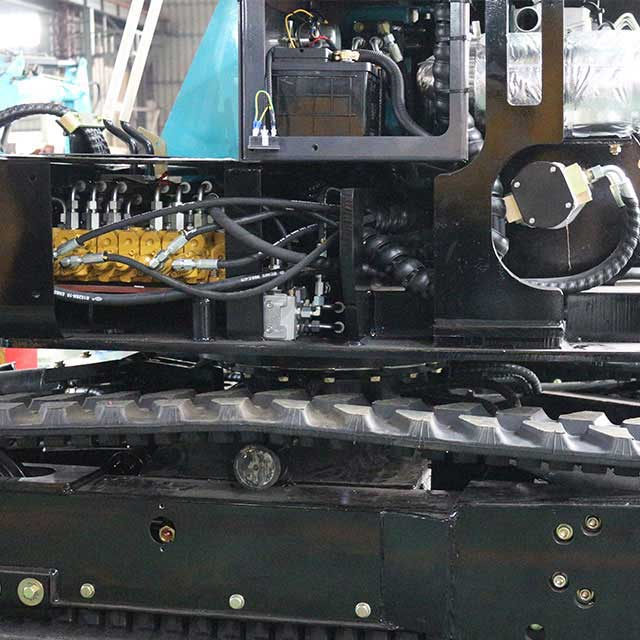 RAY Zero Swing And Triple Pump Joystick Operation Mini Excavator